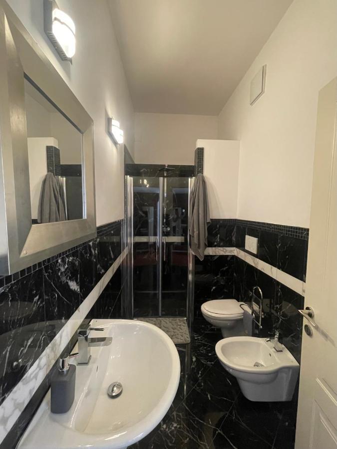 Villa Bianca A Few Steps By The Sea With Exclusive Garden & Jacuzzi Livorno Exterior foto