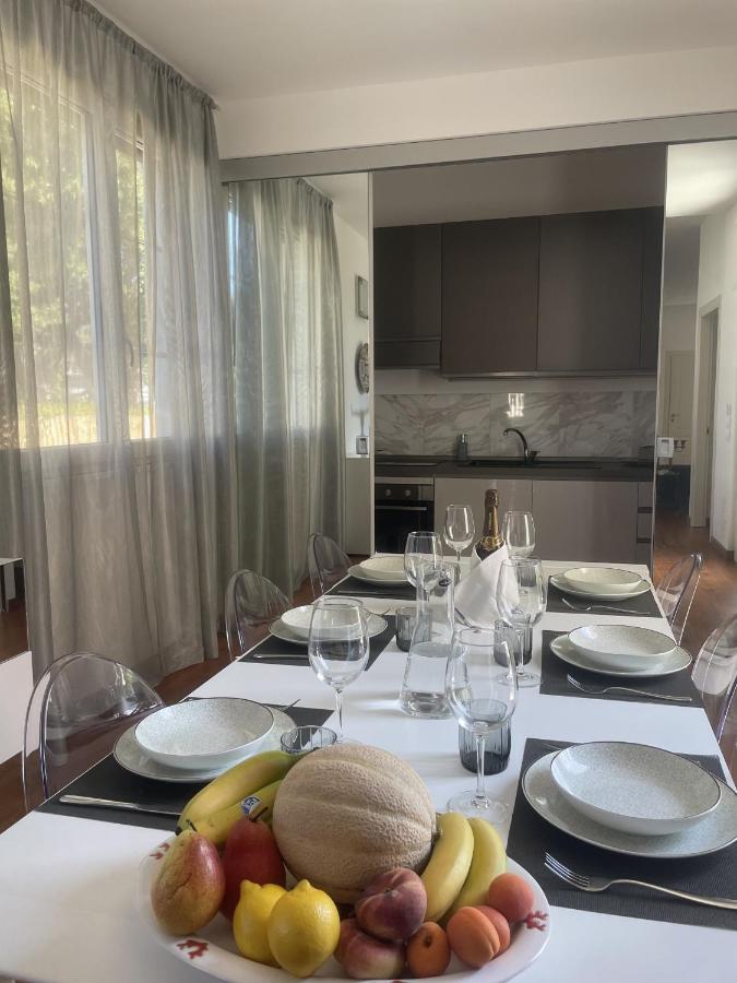 Villa Bianca A Few Steps By The Sea With Exclusive Garden & Jacuzzi Livorno Exterior foto